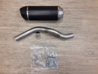0354 / Tweedehands / Uitlaatsysteem Radical Racing Half-Carbon onder het zadel